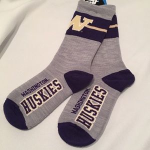 FBF Original Washington Huskies Socks